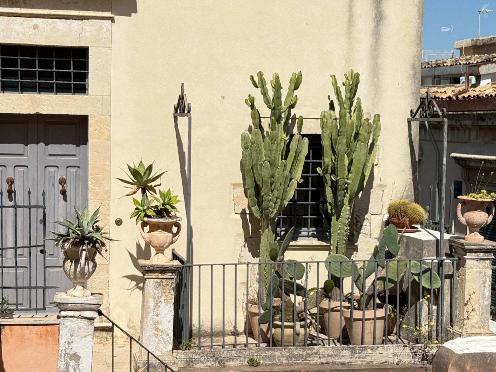 Panorama Suites Noto - Adults Only Екстер'єр фото